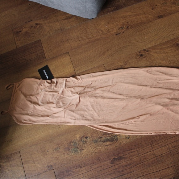 Camel slinky Lace back Midi dress - Picture 4 of 5